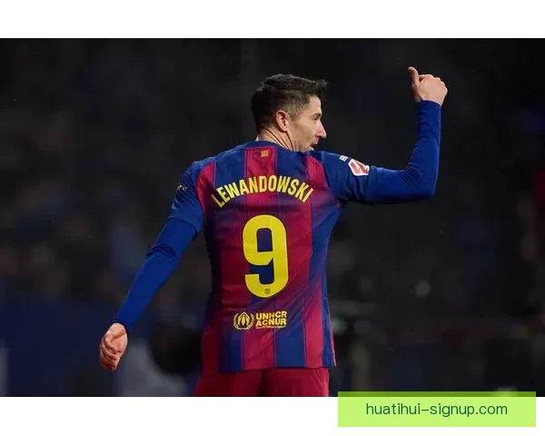 仅用109场莱万在弗里克麾下狂轰100粒联赛进球刷新效率纪录